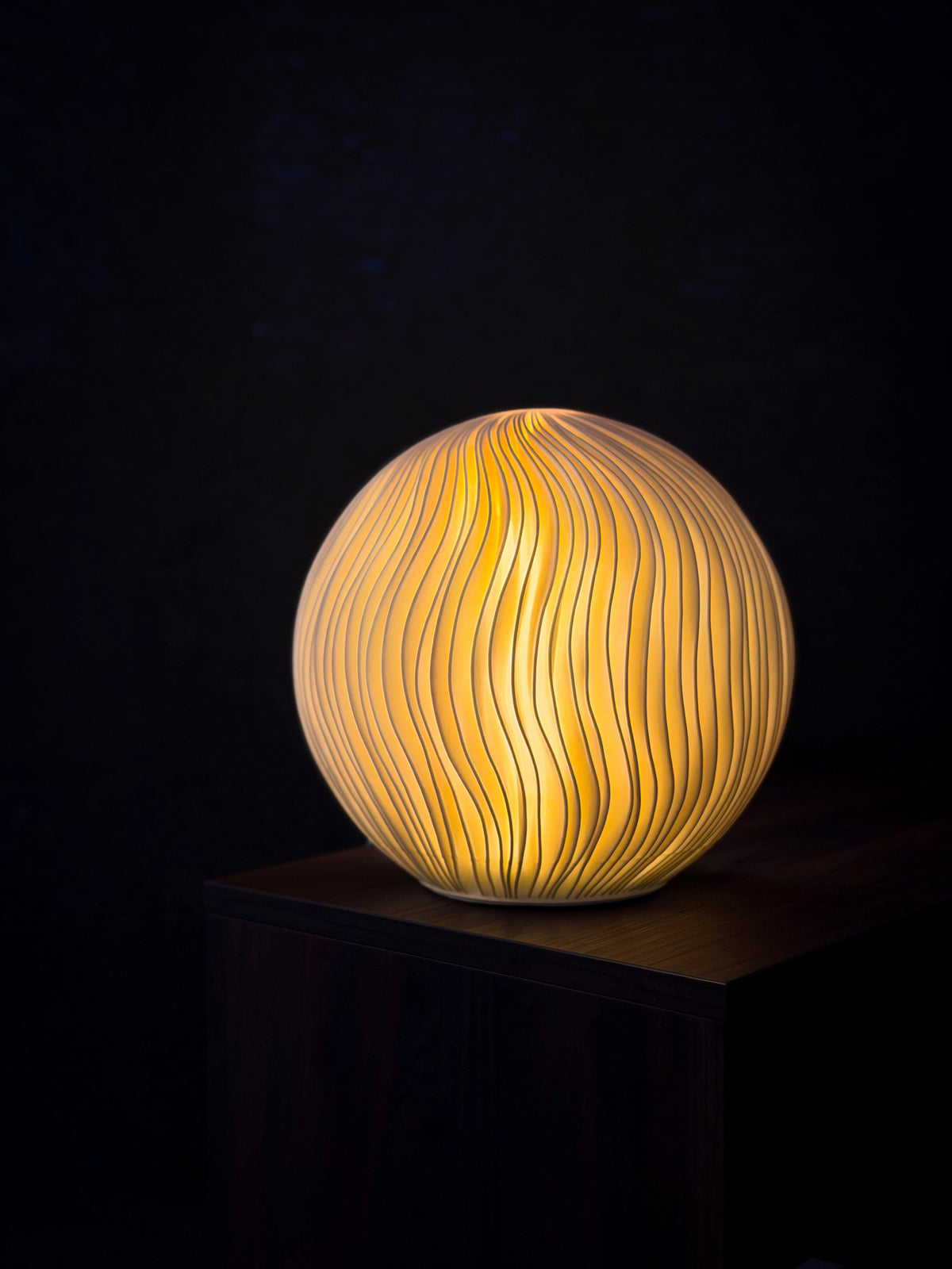Reed sculptural table lamp, hand-finished in Perth — view 6